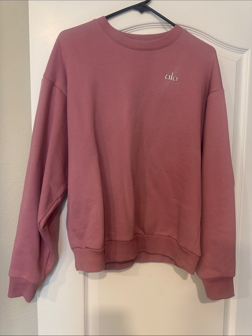ALO Yoga Women's Crewneck Sweatshirt - Mauve Pink